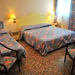 Park Giustinian 3* Mirano