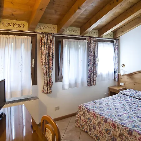 Park Giustinian Hotell 3*