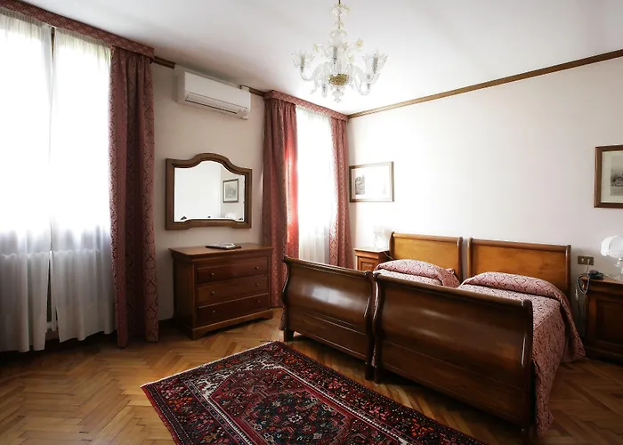 Hotel Park Giustinian 3*